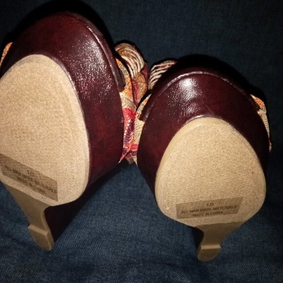 Mona Mia " EVERYTHING AZTEC " Multi Color Wedge (BRAND NEW !!!!!!!!!!!! - Picture 3 of 5
